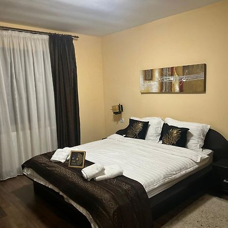 Casa Alex Rasnov Hotel Екстериор снимка