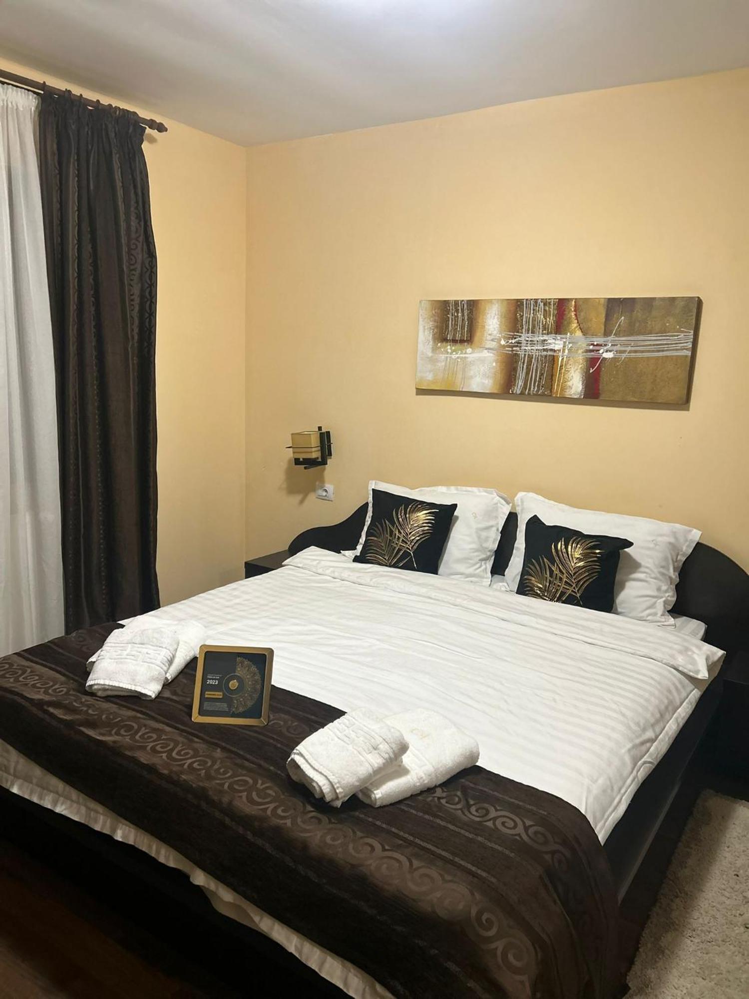 Casa Alex Rasnov Hotel Екстериор снимка